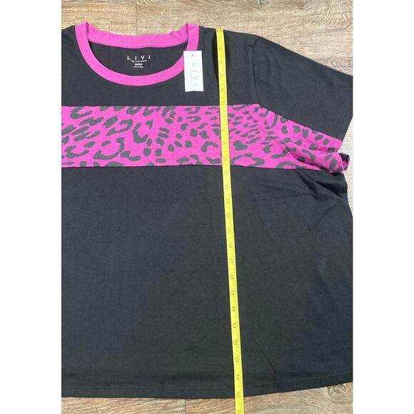 New Livi Womens Athletic Tee Crew Neck Short Sleeve Leopard 26/28 Lane Bryant - Picture 7 of 12